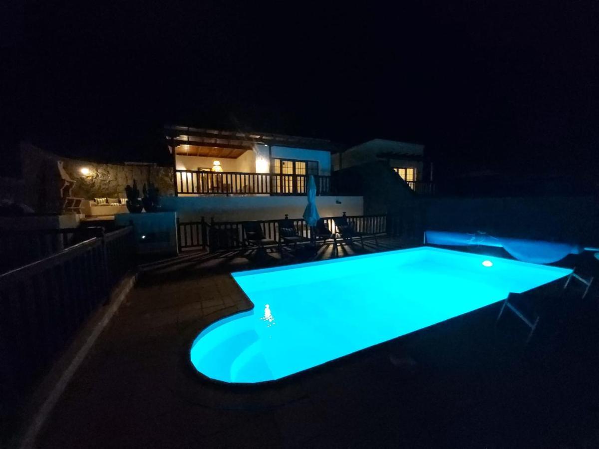 Villa Tegala By Villitas Playa Blanca  Exteriör bild